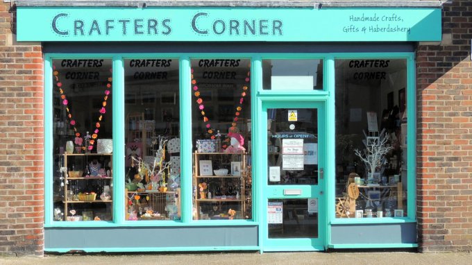 Crafters Corner – Littlehampton Arts and Crafts